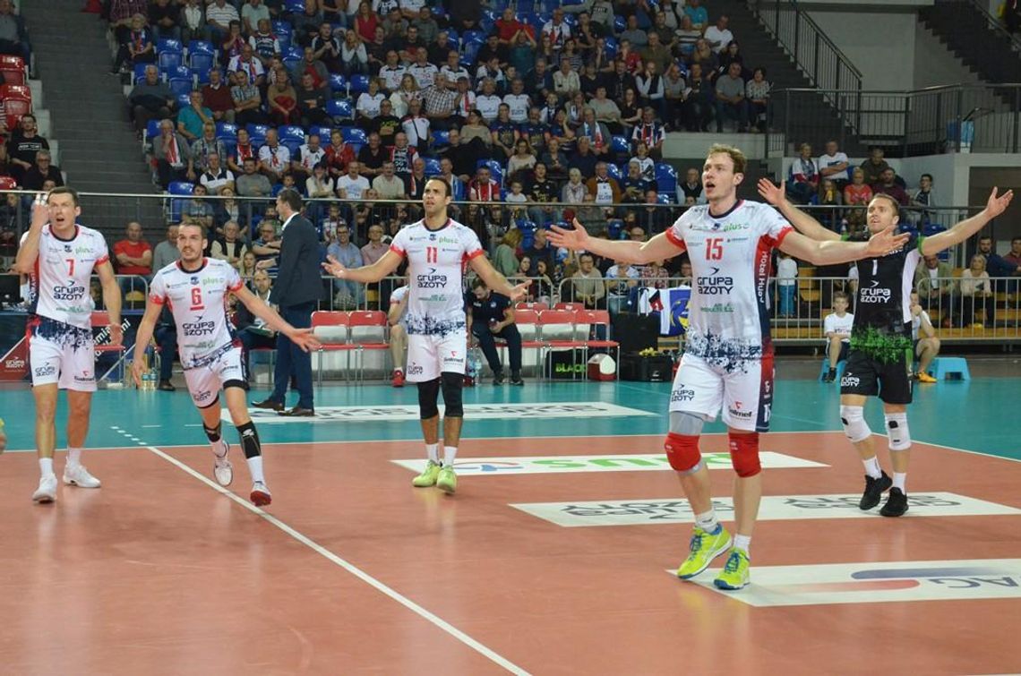 Zaksa nie zwalnia tempa. Mistrzowie Polski pokonali Cerrad Czarnych Radom. ZDJĘCIA