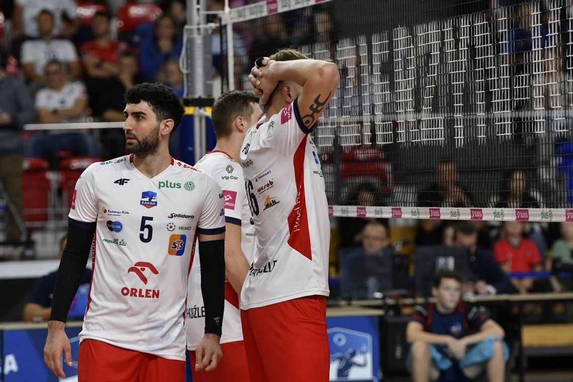 ZAKSA przegrywa po pięciosetowym boju. Kędzierzynianie nie sprostali ekipie z Suwałk