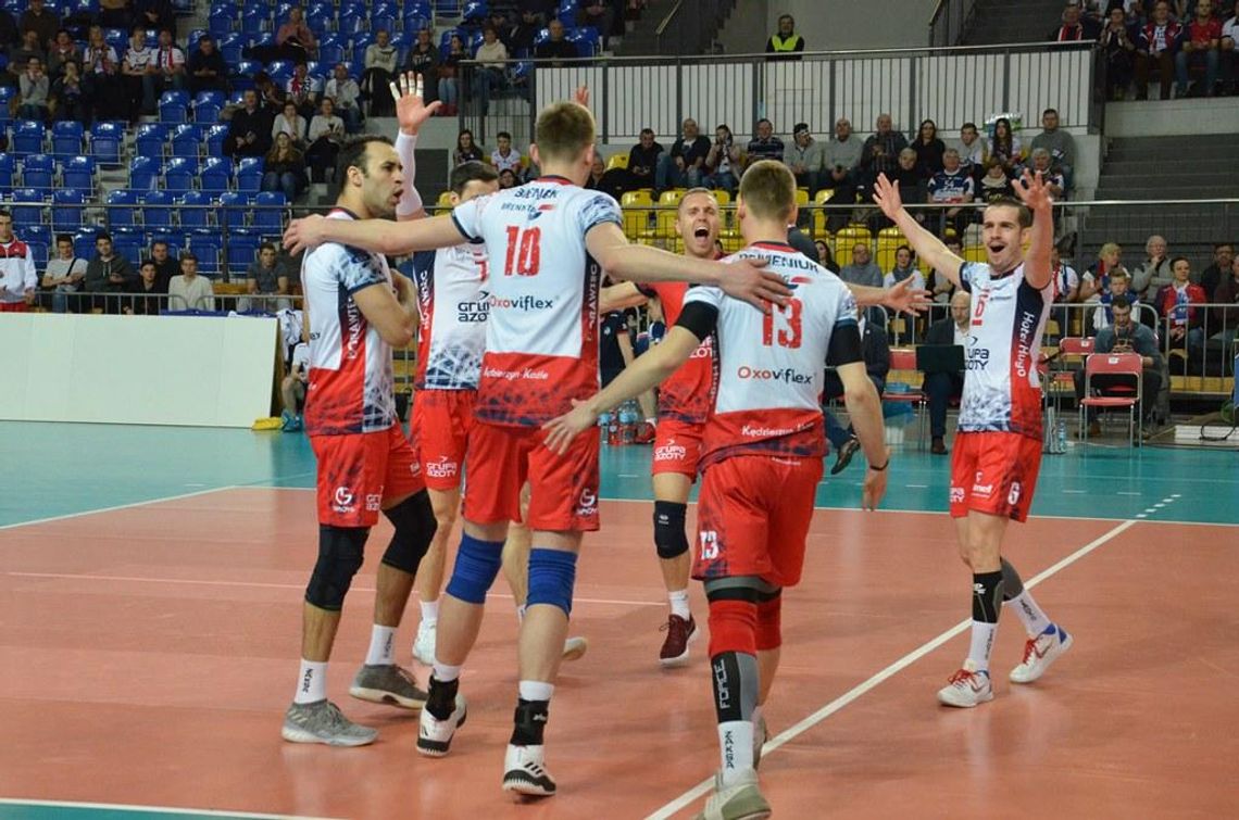 Zaksa rozbiła Arkas Izmir i awansowała z 1. miejsca do kolejnej rundy Ligi Mistrzów. FOTOREPORTAŻ