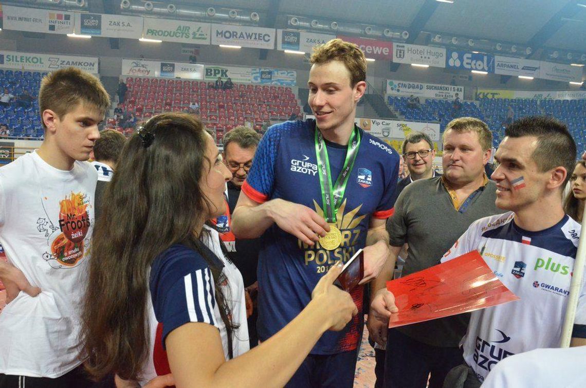 Zaksa rozpoczęła budowę zespołu na przyszły sezon. Sam Deroo podpisał nowy kontrakt