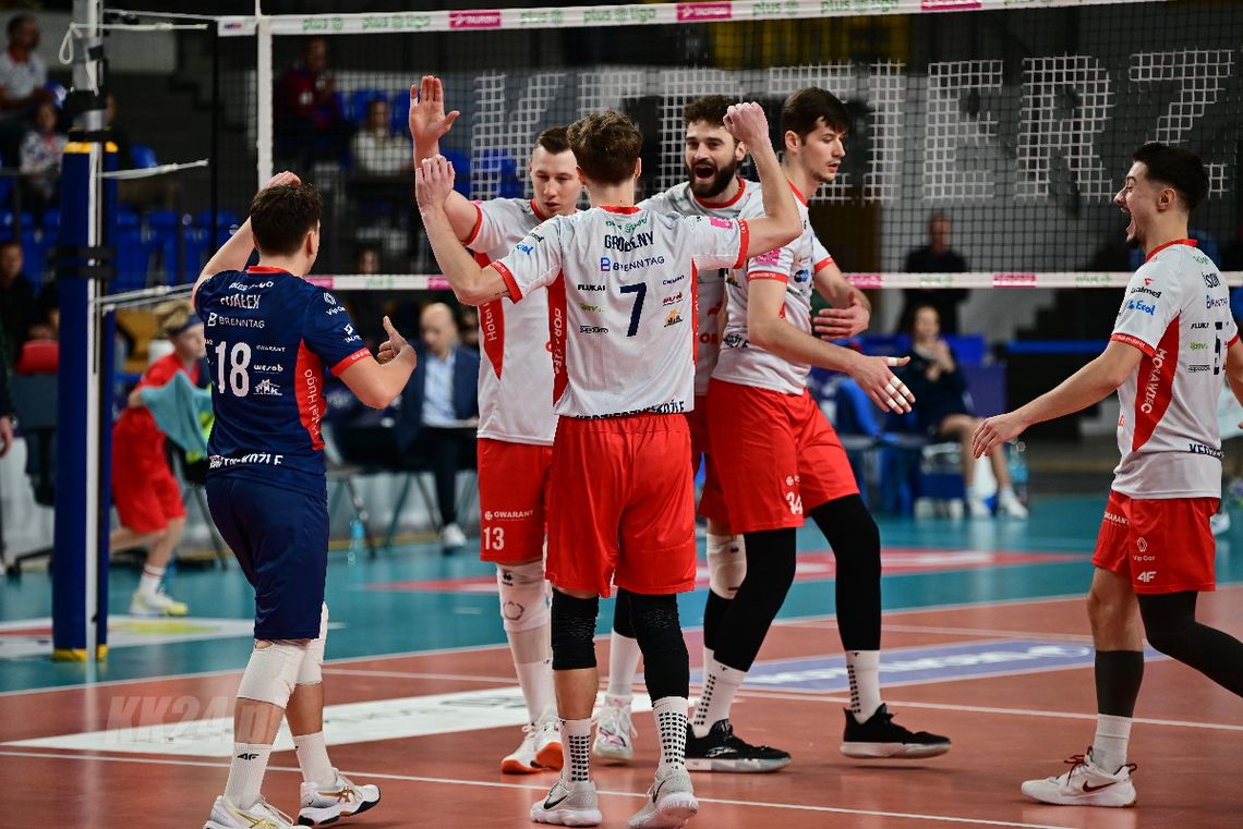 ZAKSA wygrywa po męczarniach. Kędzierzynianie przegrywali 0:2, ale zdołali odwrócić losy meczu