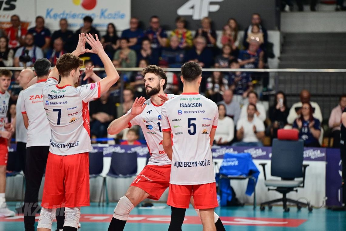 ZAKSA wygrywa w Rzeszowie! Kędzierzynianie pokonali Asseco Resovię po pięciosetowej walce