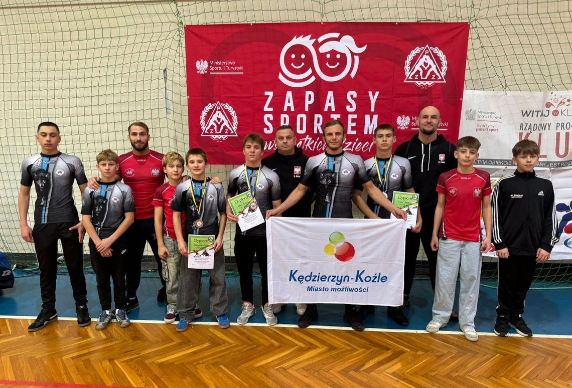 Zapaśnicy Olimpijczyka Kędzierzyn-Koźle z sukcesami na Międzywojewódzkich Mistrzostwach Młodzików Zapaśnicy Olimpijczyka Kędzierzyn-Koźle z sukcesami na Międzywojewódzkich Mistrzostwach Młodzików