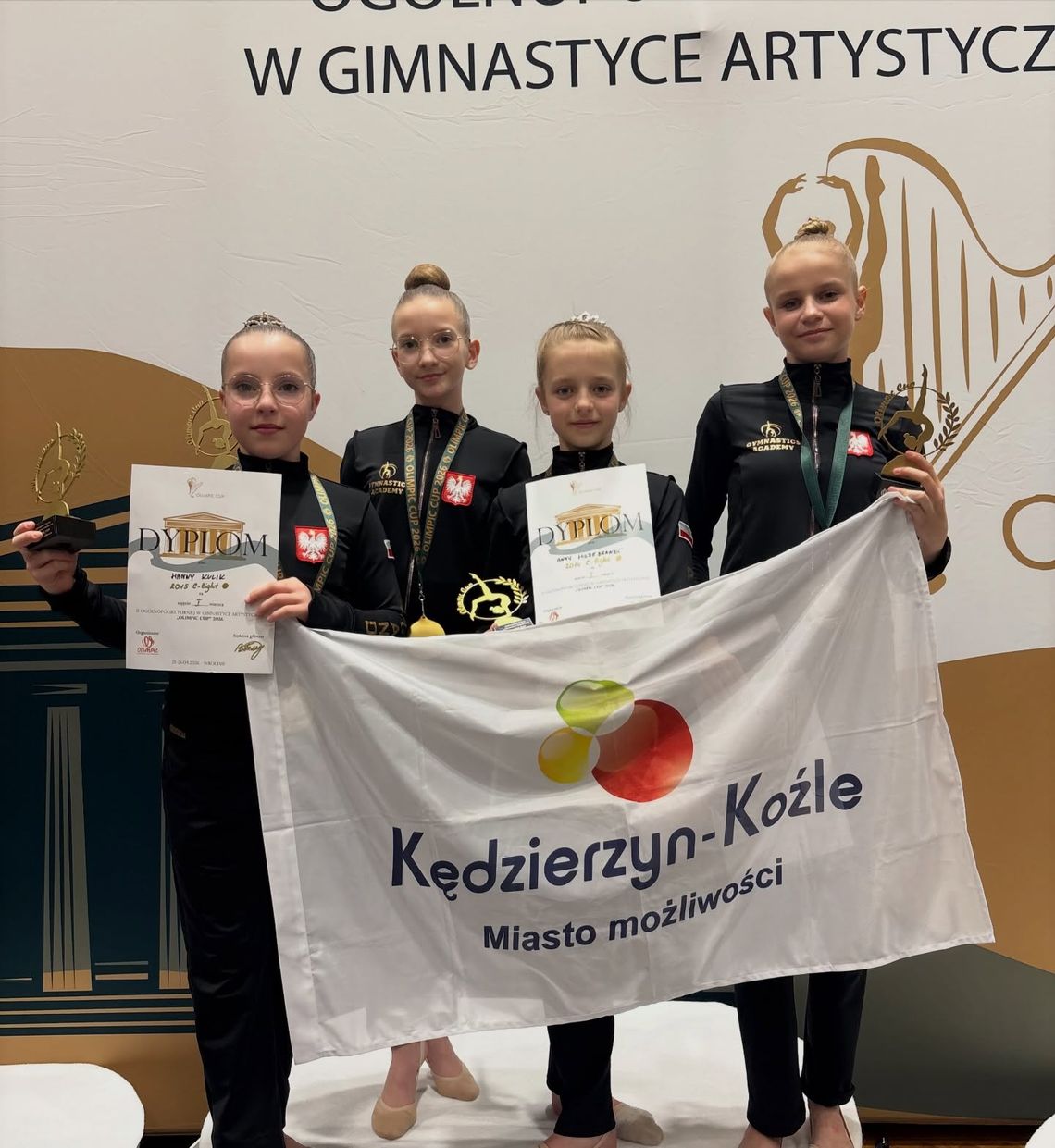 Zawodniczki Gymnastics Academy wróciły z  Wrocławia z medalami. Ciężka praca na treningach procentuje