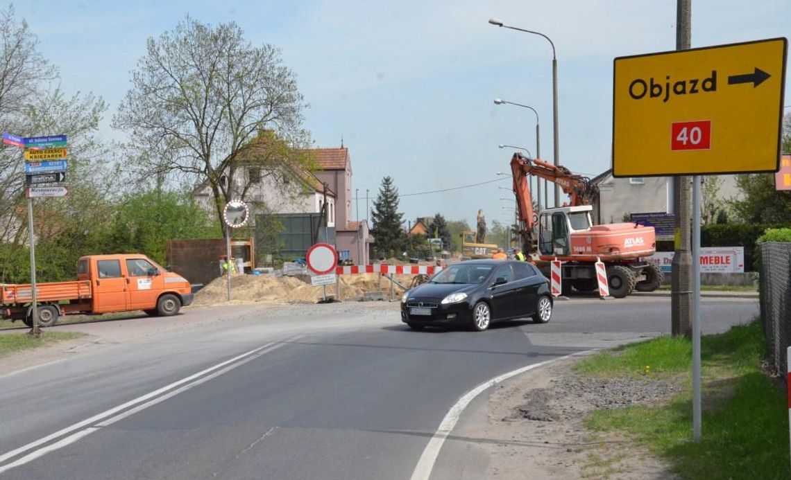 Złe wieści dla mieszkańców Blachowni. Ulica Przyjaźni zamknięta dłużej niż zakładano