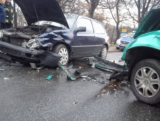 wypadek koźle zderzenie czołowe (3)