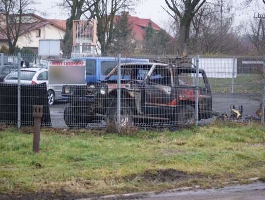 Pożar nissana przy ulicy Głubczyckiej