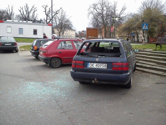 Kolizja na parkingu przy Odrze