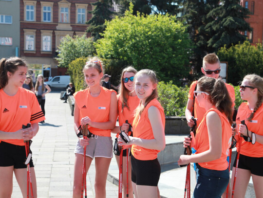 marsz kędzierzyn-koźle nordic walking seniorzy  (4)