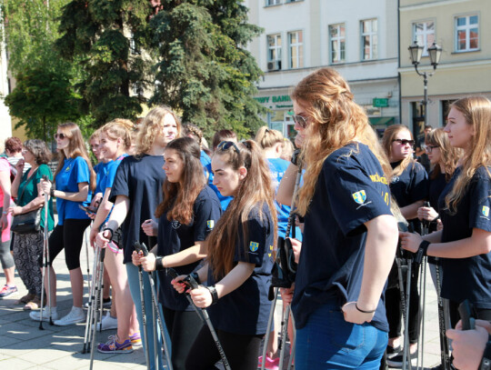 marsz kędzierzyn-koźle nordic walking seniorzy  (5)