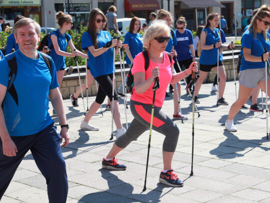 marsz kędzierzyn-koźle nordic walking seniorzy  (13)