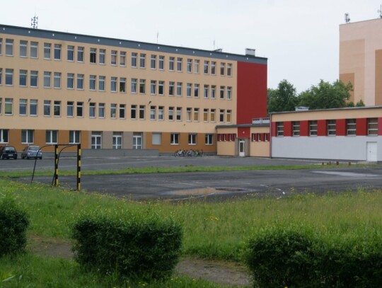 Remont boisk szkolnych w Kędzierzynie-Koźlu