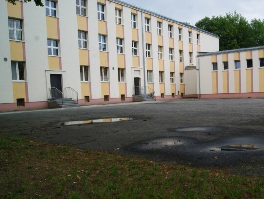 Remont boisk szkolnych w Kędzierzynie-Koźlu