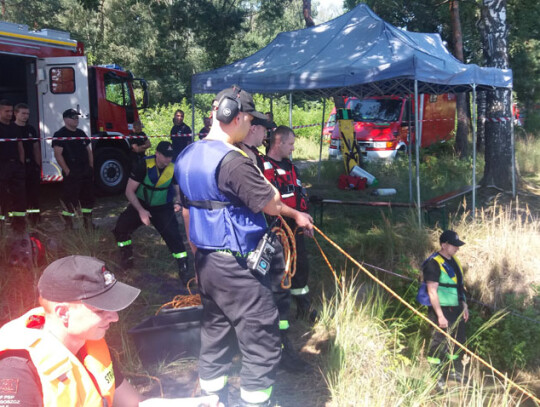 nurkowie jezioro przewrócony kajak straż pożarna  (7)