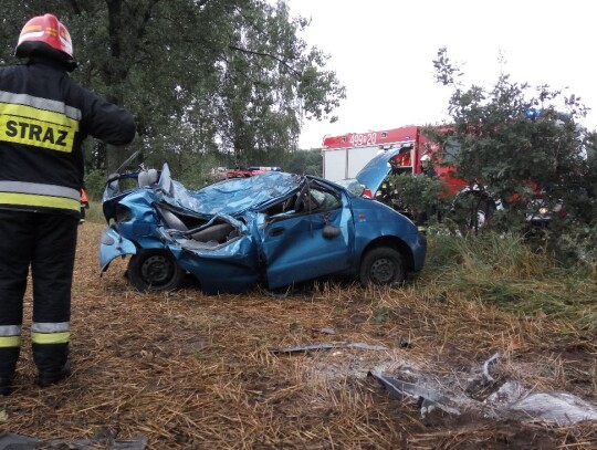 Wypadek daweeo matiza w Cisowej (Kędzierzyn-Koźle)