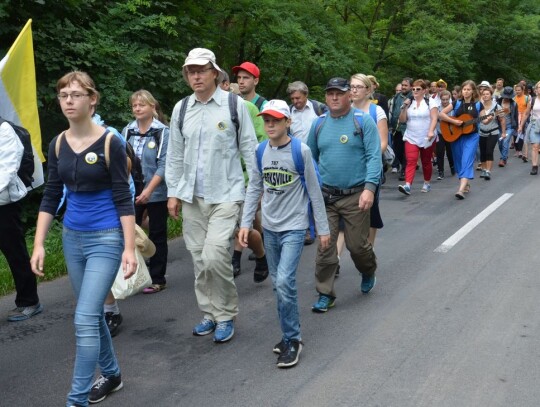 40. Opolska Pielgrzymka na Jasną Górę strumień kędzierzyński