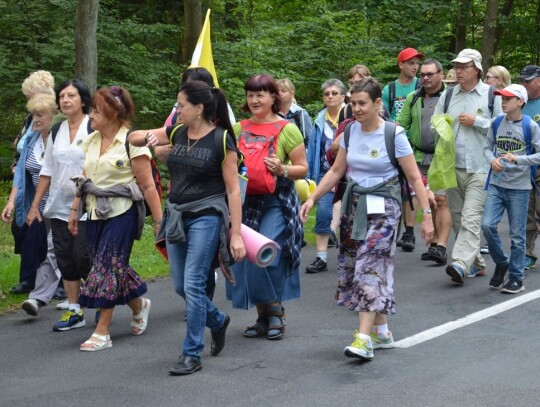 40. Opolska Pielgrzymka na Jasną Górę strumień kędzierzyński