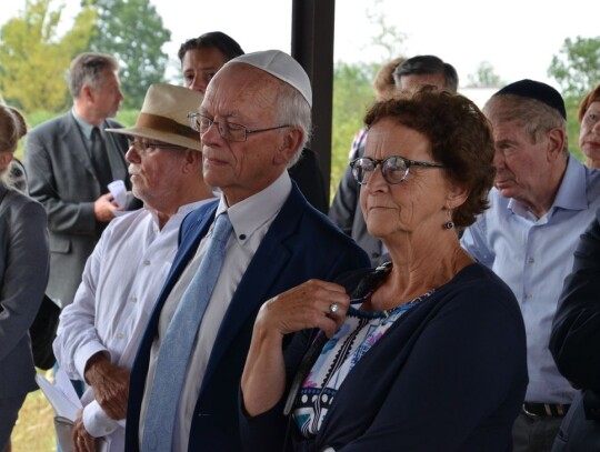 Odsłonięcie pamiątkowych tablic na stacji kolejowej w Koźlu