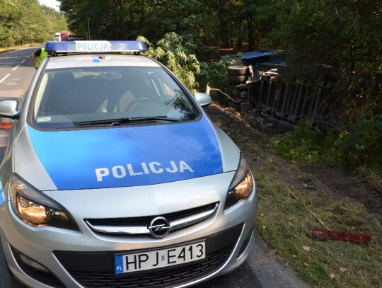 wypadek ciężarówki na drodze wojewódzkiej nr 408