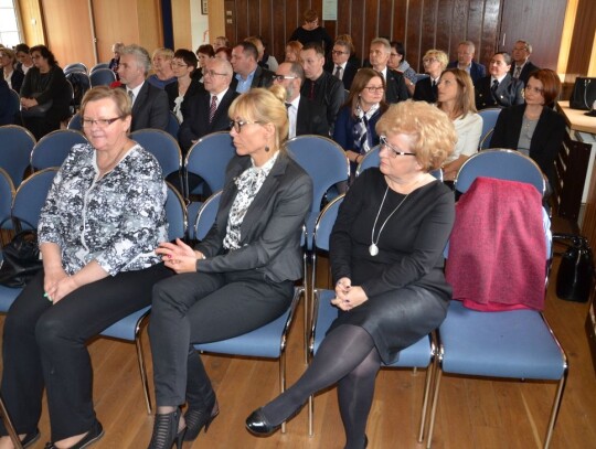 Dzień Edukacji Narodowej w powiecie kędzierzyńsko-kozielskim. Wręczenie nagród nauczycielom