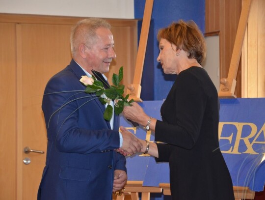 Dzień Edukacji Narodowej w powiecie kędzierzyńsko-kozielskim. Wręczenie nagród nauczycielom