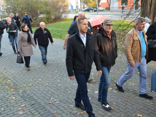 Czarny Protest w Kędzierzynie-Koźlu. Przemarsz ulicami miasta