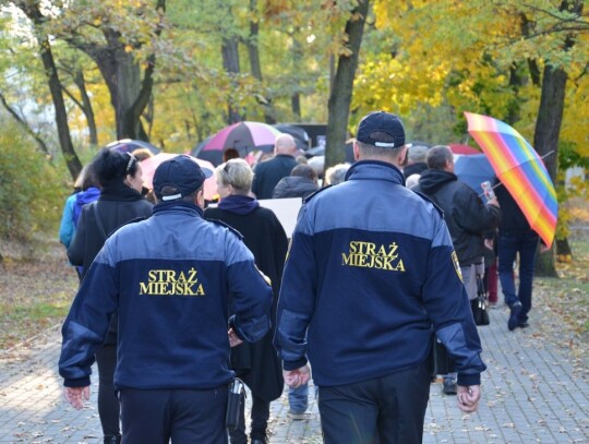 Czarny Protest w Kędzierzynie-Koźlu. Przemarsz ulicami miasta