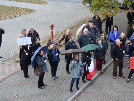 Czarny Protest w Kędzierzynie-Koźlu. Przemarsz ulicami miasta