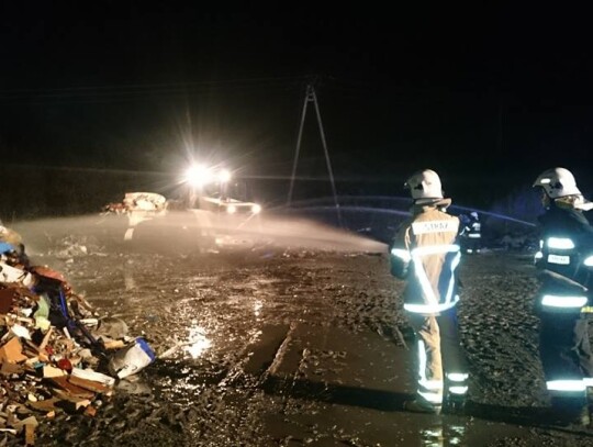 Pożar na wysypisku śmieci w Ciężkowicach (gmina Polska Cerekiew)