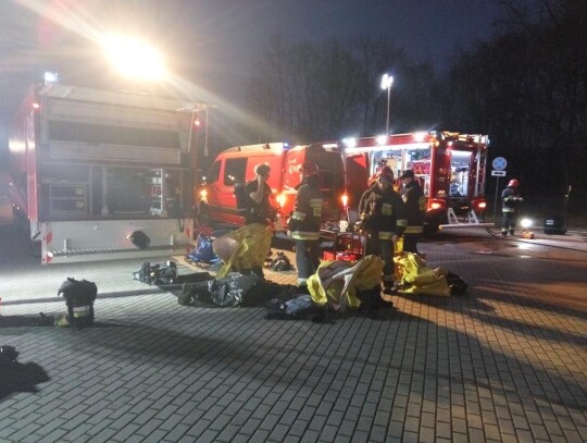 ćwiczenia straży pożarnej ratownictwo chemiczne  (17)