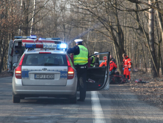 wypadek motocyklista ulica mostowa  (1)