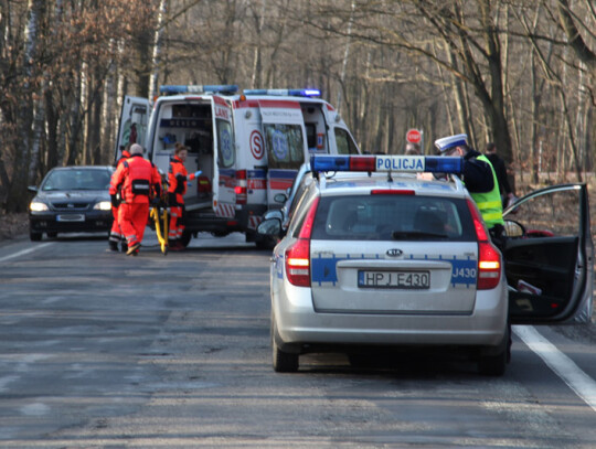 wypadek motocyklista ulica mostowa  (2)