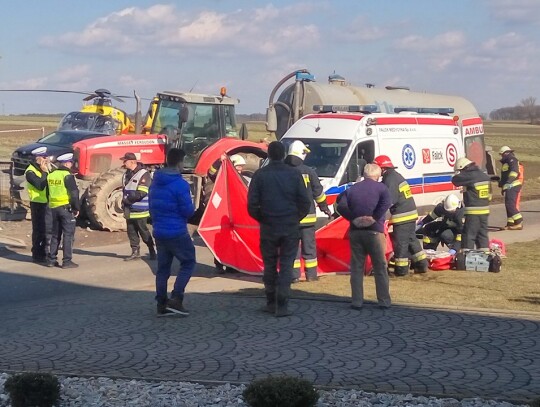 wypadek urbanowice ciągnik (6)