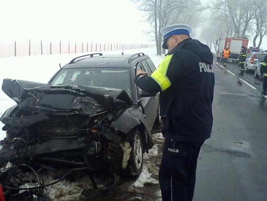 policja pyly zawieszone benzen