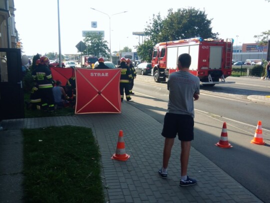 mezczyzna na ulicy Kozielskiej 2