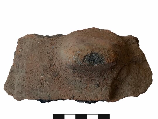 Fragment naczynia ceramicznego_02