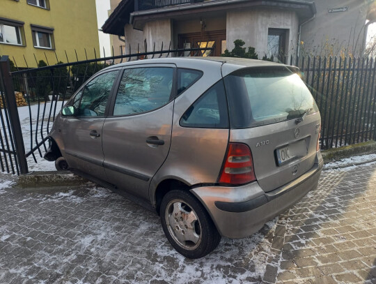 pijany kierowca kedzierzyn mercedes