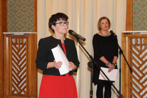 Jolanta Kluzik-Rostkowska apeluje do samorządów,aby nie zamykały małych szkół. Foto: MEN