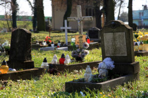 stary cmentarz w Koźlu ulica Racławicka (22)